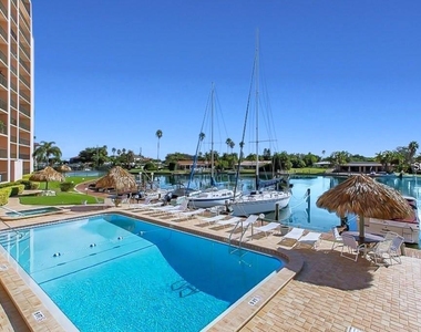 51 Island Way - Photo Thumbnail 40