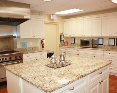 4575 Cove Circle - Photo Thumbnail 64