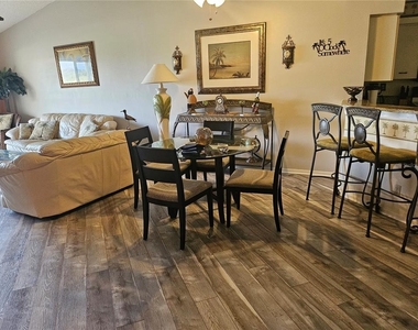 6011 Bahia Del Mar Boulevard - Photo Thumbnail 5