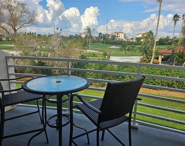 6011 Bahia Del Mar Boulevard - Photo Thumbnail 15