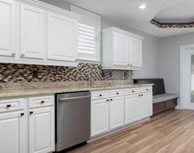 3814 W El Prado Boulevard - Photo Thumbnail 6