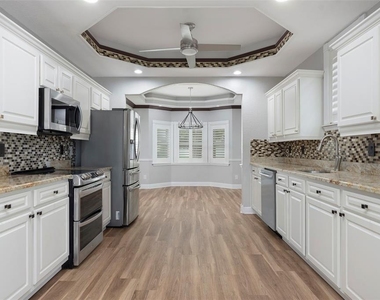 3814 W El Prado Boulevard - Photo Thumbnail 8