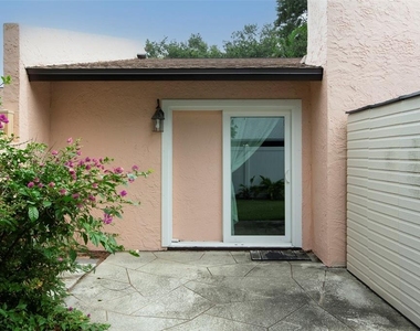 7254 55th Avenue N - Photo Thumbnail 18