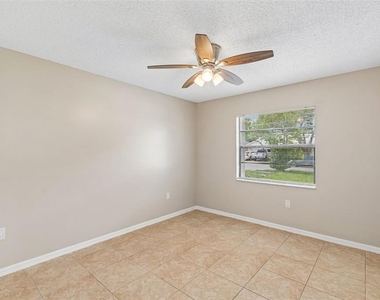 8526 Huntsman Lane - Photo Thumbnail 14