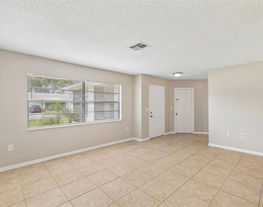 8526 Huntsman Lane - Photo Thumbnail 2