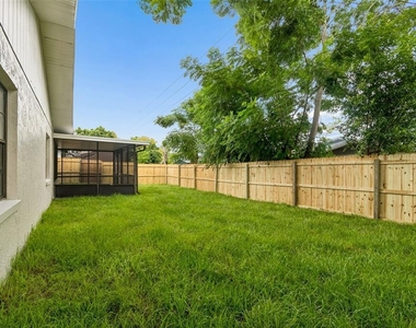 8526 Huntsman Lane - Photo Thumbnail 24