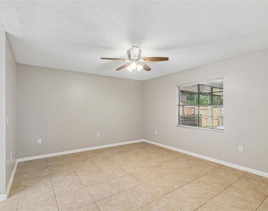 8526 Huntsman Lane - Photo Thumbnail 11