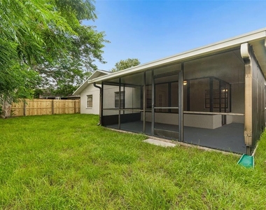 8526 Huntsman Lane - Photo Thumbnail 22