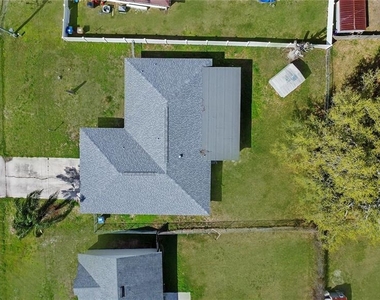 305 Medina Court - Photo Thumbnail 2