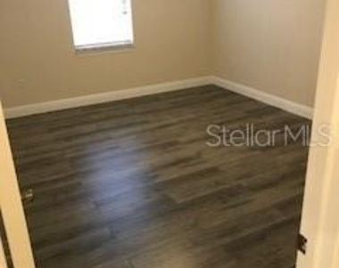 417 Southern Pecan Circle - Photo Thumbnail 6