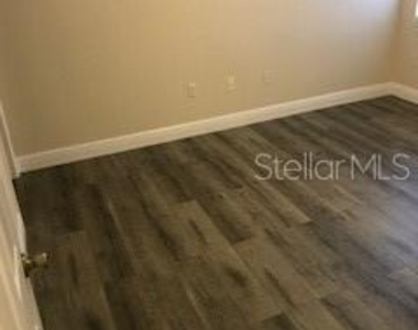 417 Southern Pecan Circle - Photo Thumbnail 8