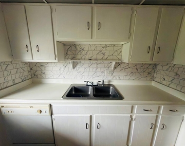 5467 Hansel Avenue - Photo Thumbnail 51
