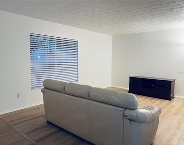 5467 Hansel Avenue - Photo Thumbnail 58