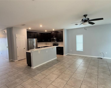 2462 Addison Creek Drive - Photo Thumbnail 11