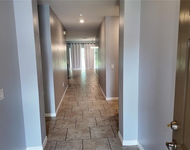2462 Addison Creek Drive - Photo Thumbnail 4