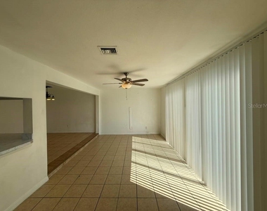 833 Caribbean Drive - Photo Thumbnail 12