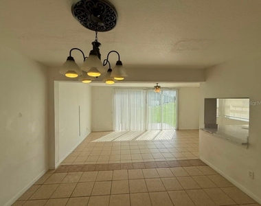 833 Caribbean Drive - Photo Thumbnail 13