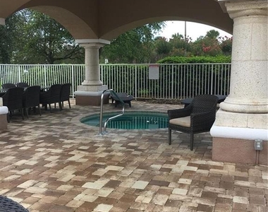14049 Fairway Island Drive - Photo Thumbnail 18