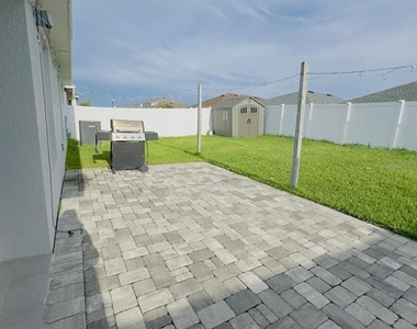 5436 Geneva Way - Photo Thumbnail 22