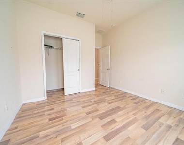 2592 Isabela Terrace - Photo Thumbnail 38