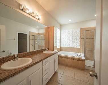 2592 Isabela Terrace - Photo Thumbnail 22