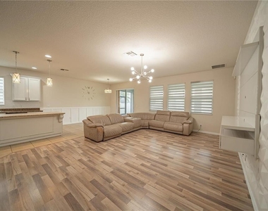 2592 Isabela Terrace - Photo Thumbnail 14