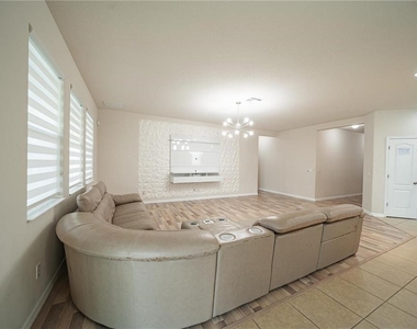 2592 Isabela Terrace - Photo Thumbnail 8