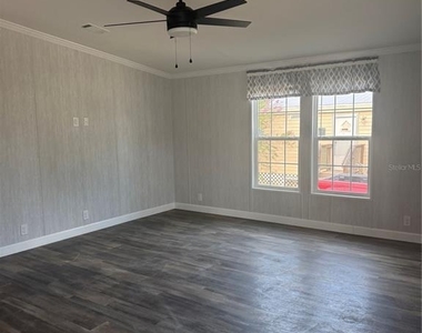 10386 Se 52 Court - Photo Thumbnail 2