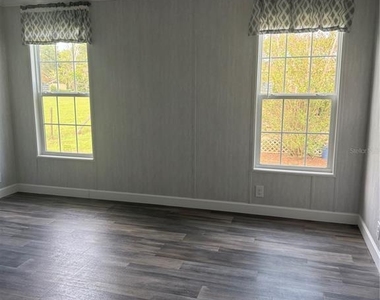 10386 Se 52 Court - Photo Thumbnail 7