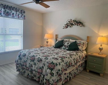 1223 Granada Court - Photo Thumbnail 8