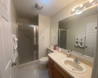 1223 Granada Court - Photo Thumbnail 6