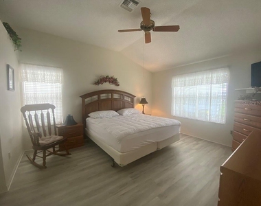 1223 Granada Court - Photo Thumbnail 5