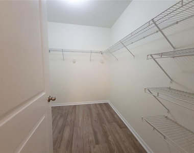 4986 Sw 97th Place - Photo Thumbnail 10