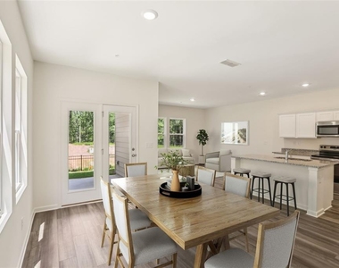 2587 Grey Hawk Drive, - Photo Thumbnail 2