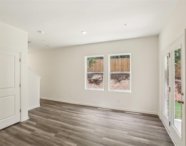 2587 Grey Hawk Drive, - Photo Thumbnail 21