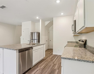 2587 Grey Hawk Drive, - Photo Thumbnail 16