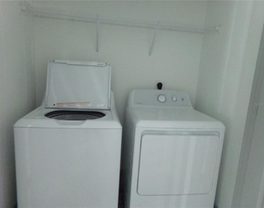 2262 Fernwood St Unit B - Photo Thumbnail 12