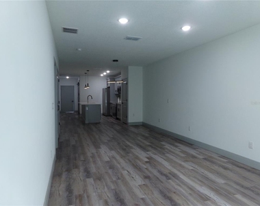 2262 Fernwood St Unit B - Photo Thumbnail 13