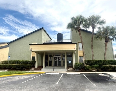 926 Lake Destiny Road - Photo Thumbnail 18