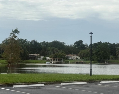 926 Lake Destiny Road - Photo Thumbnail 15