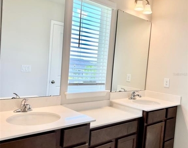63 Berlin Avenue - Photo Thumbnail 14