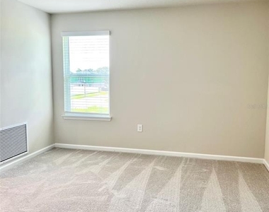 63 Berlin Avenue - Photo Thumbnail 10