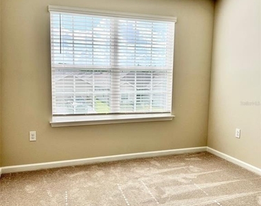 63 Berlin Avenue - Photo Thumbnail 19
