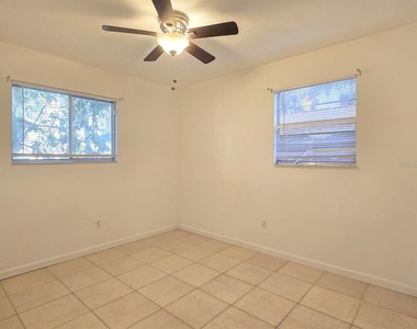 1537 Mango Tree Drive - Photo Thumbnail 11