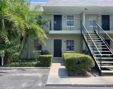 525 Conway Road - Photo Thumbnail 11
