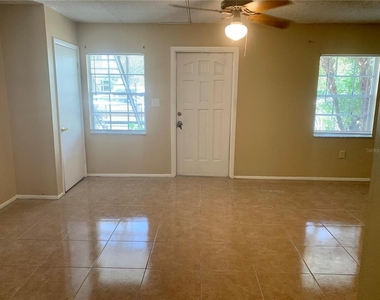 525 Conway Road - Photo Thumbnail 7
