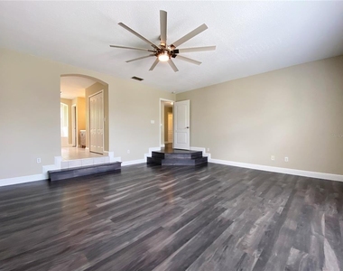 4115 Andover Cay Boulevard - Photo Thumbnail 33