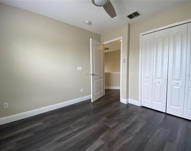 4115 Andover Cay Boulevard - Photo Thumbnail 19