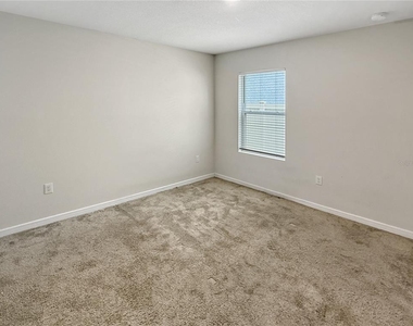 5012 Blue Hammock Court - Photo Thumbnail 17