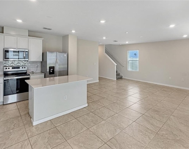 5012 Blue Hammock Court - Photo Thumbnail 7